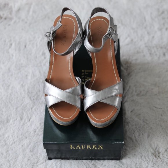 Lauren Ralph Lauren Silver Wedges New - Picture 5 of 8